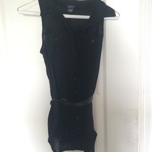 Rue 21 button up top