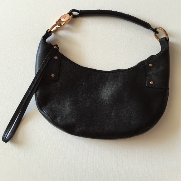 💢💯% Authentic Gucci purse💢 - Picture 2 of 4