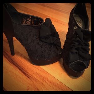 Kardashian Kollection Heels