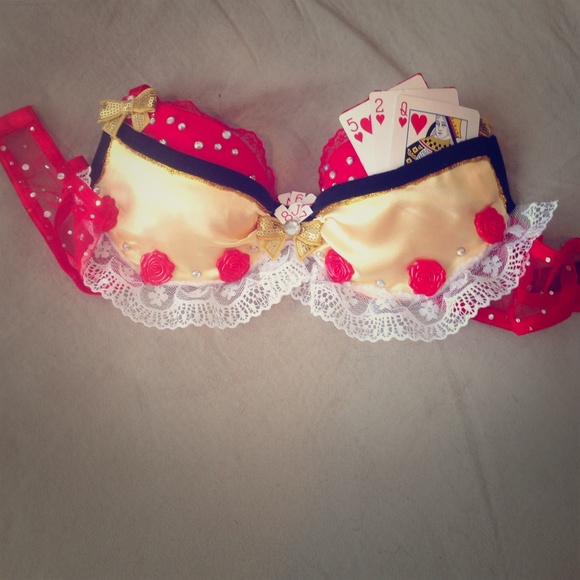 Rave bra great for  never been worn! Size 34b.