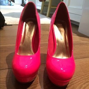 Hot pink pumps