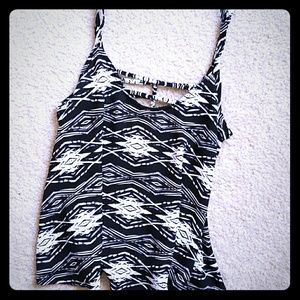 Black & White Nordstrom Tribal Flowy Tank!!