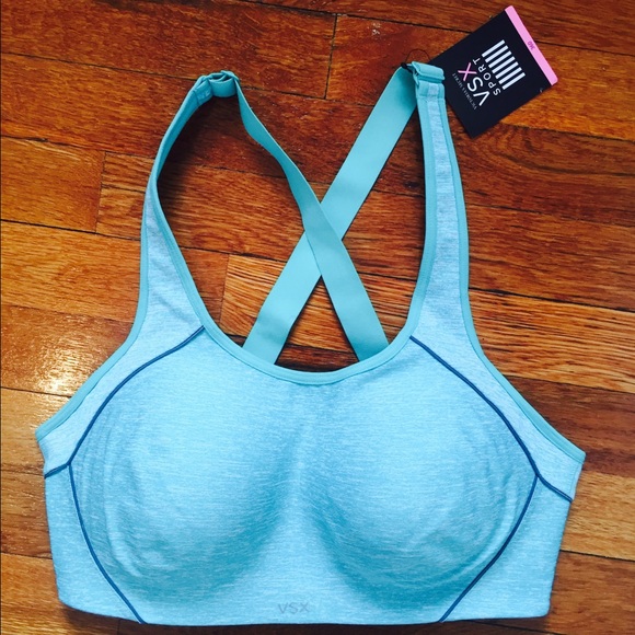 NWT Victoria's Secret Sports Bra 36D -The Standout