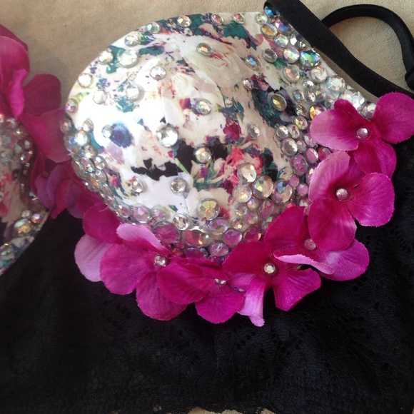 Top! - Picture 2 of 4