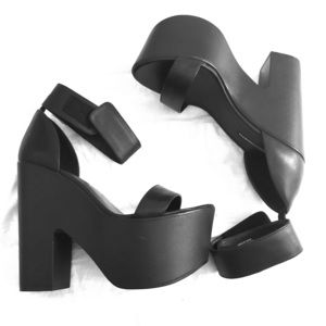 LF Bought Windsorsmith Heel Size 7