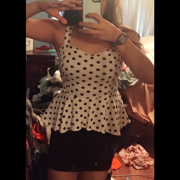 🚫🚫SOLD🚫🚫🚫 Polka Dot Peplum Top - Picture 2 of 2