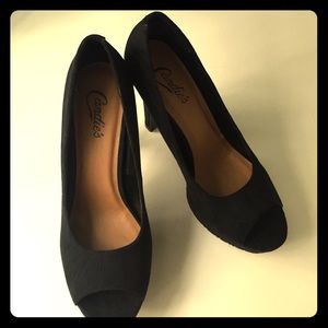 Size 8.5!! Never Been Worn Black Peep Toe Heels!