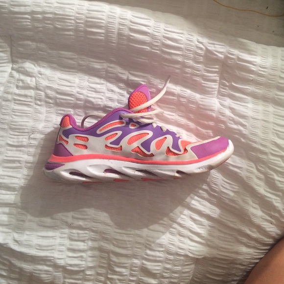 under amour running shoes - Picture 4 of 4