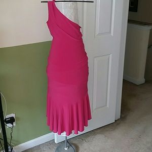 One shoulder hot pink dress