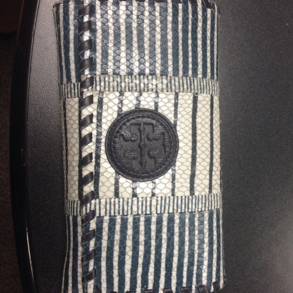 Tory Burch wallet