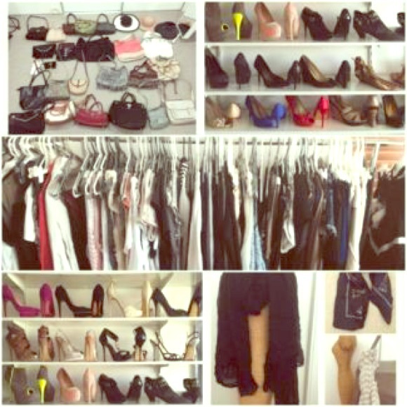 CLOSET SALE🎉