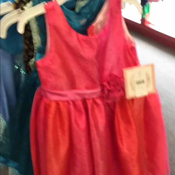 Girls dress