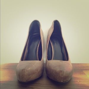 Price reduced! Trouve heels