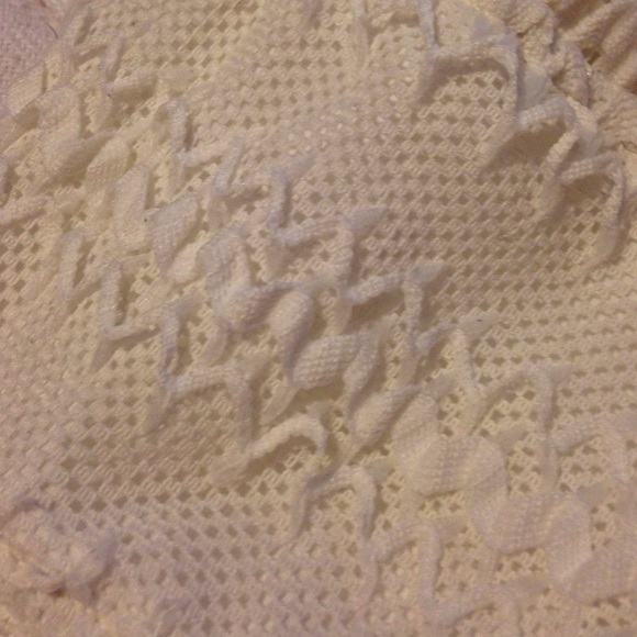 White dress - Picture 4 of 4