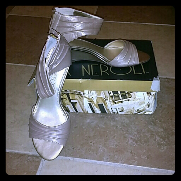 Wedge sandals