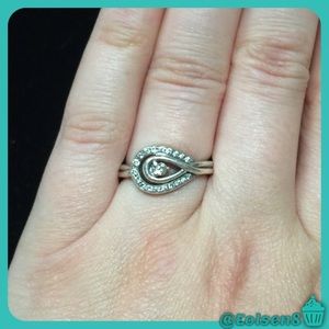 Love's Embrace Diamond Ring