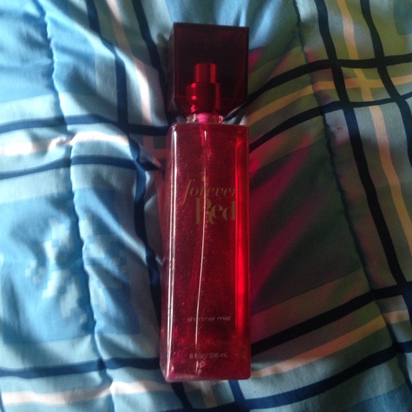 Brand new forever red shimmer mist