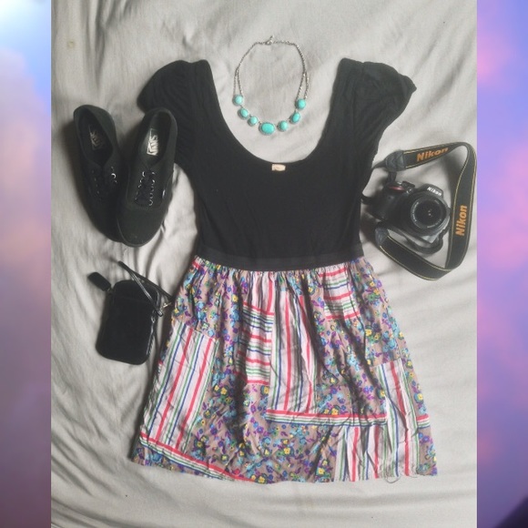 Adorably Funky Black & Pattern Dress 💘