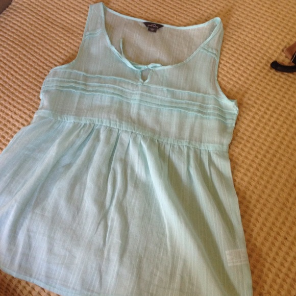 Super Cute NWOT aqua colored baby doll tank