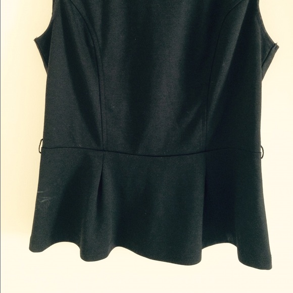Classy black peplum top - Picture 4 of 4