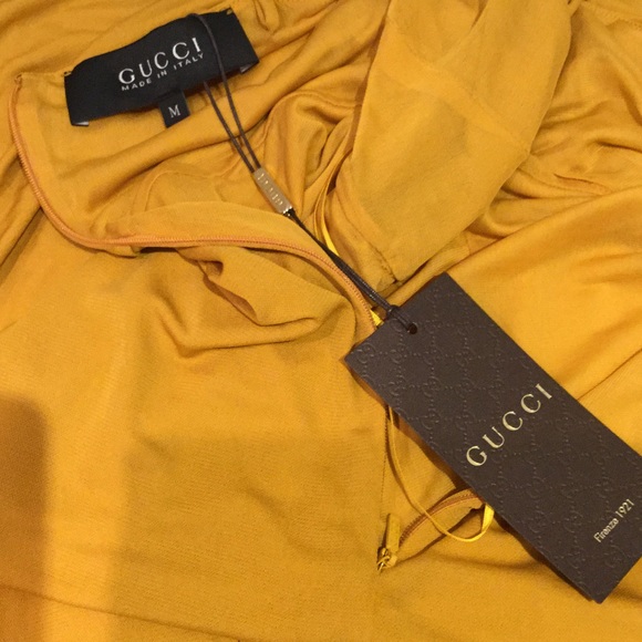 ๐ SOLD ๐ GUCCI DRESS - Picture 3 of 4