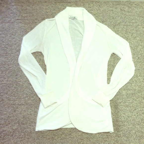 White forever 21 cardigan