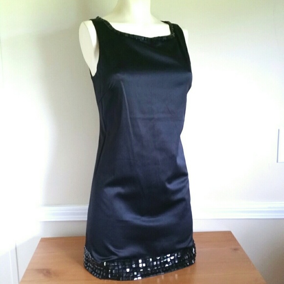 Black Dress - Picture 2 of 7