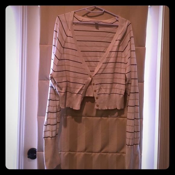 Old Navy Jackets & Blazers - Old navy mid length cardigan