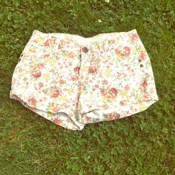 Floral booty