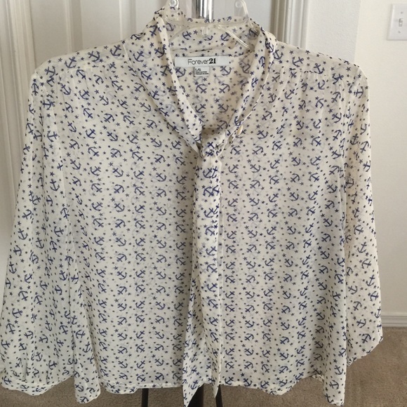 Off white and navy anchor blouse.
