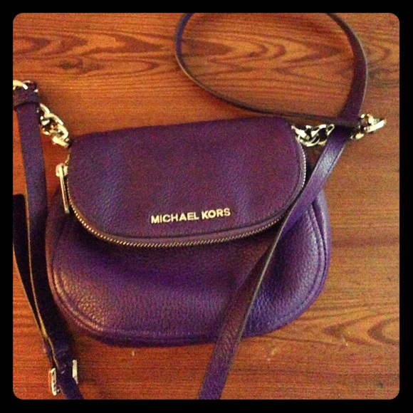 Michael Kors Bedford cross body!
