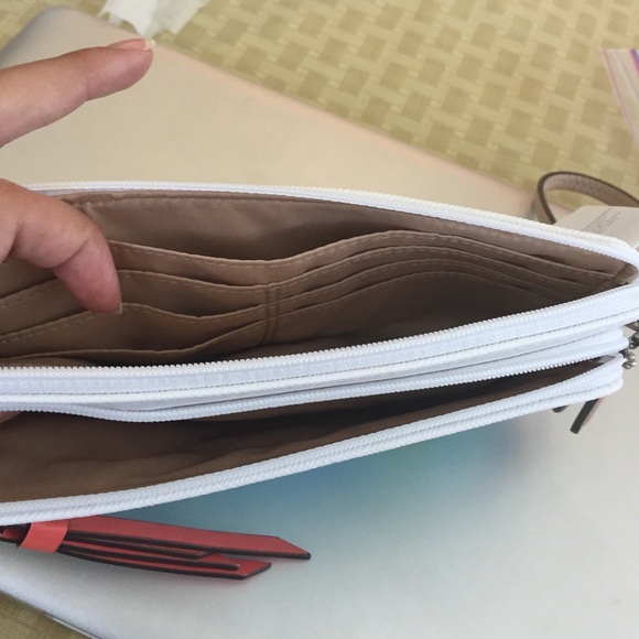 Coach beach wallet wristlet NWT blue multi sail - Picture 4 of 4