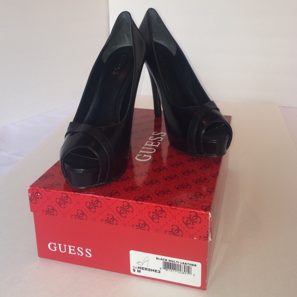 Guess Hershe 2 Black Peep Toe Pump w/ Croc Accents