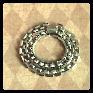Pretty Silver Toned Link Bracelet