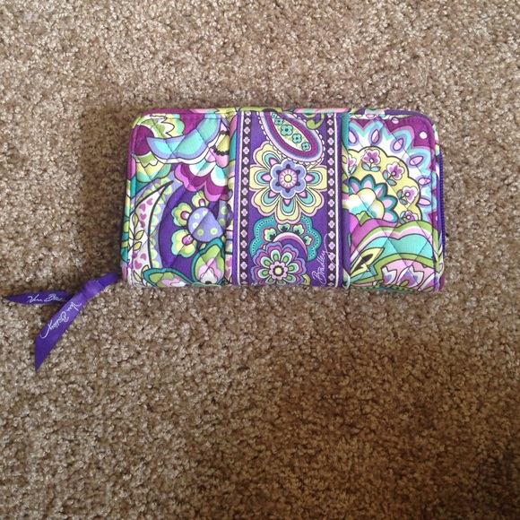 Vera Bradley wallet
