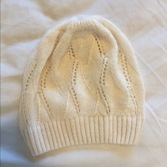White beanie