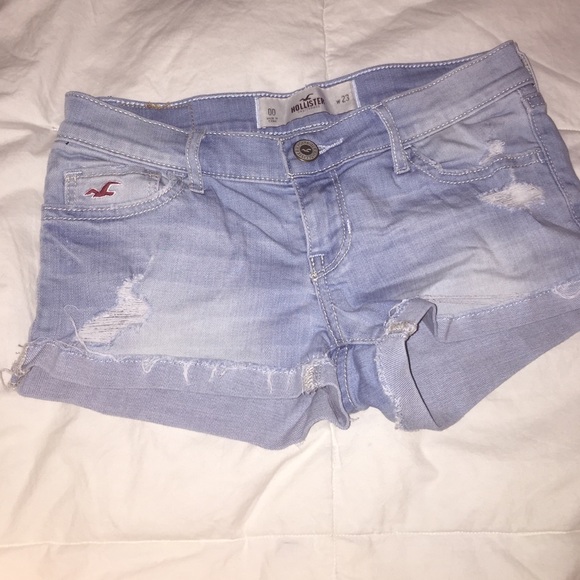 Hollister Light Wash Low Rise Shorts size 00 - Picture 2 of 2