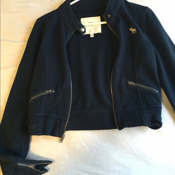A&f zip up jacket with pink socks bundle 🎀