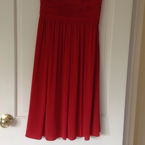 Red evening dress - Picture 3 of 4
