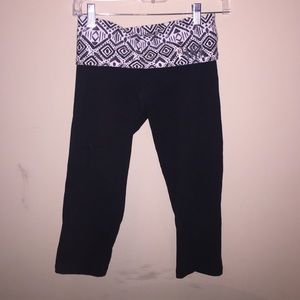 PINK Victoria's Secret cropped yoga leggings XS