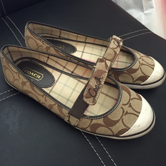 Tan Coach Flats - Picture 1 of 4