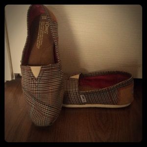 ❌SOLD❌Toms shoes