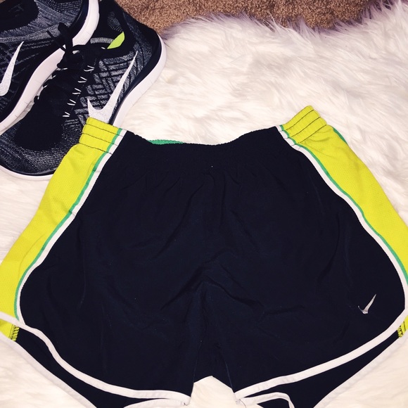 Nike tempo shorts