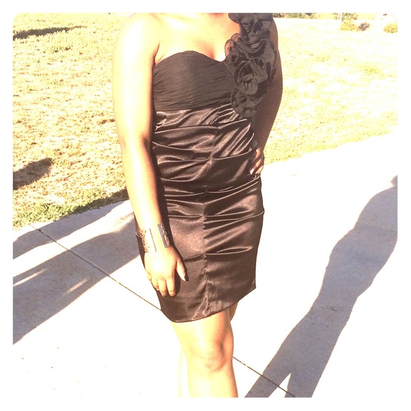 BEATIFUL BLACK DRESS 😍😍