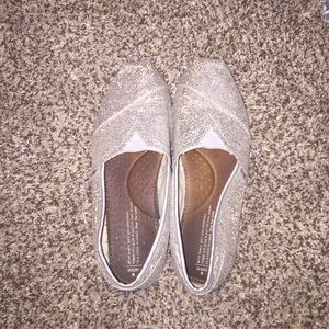 Toms shoes