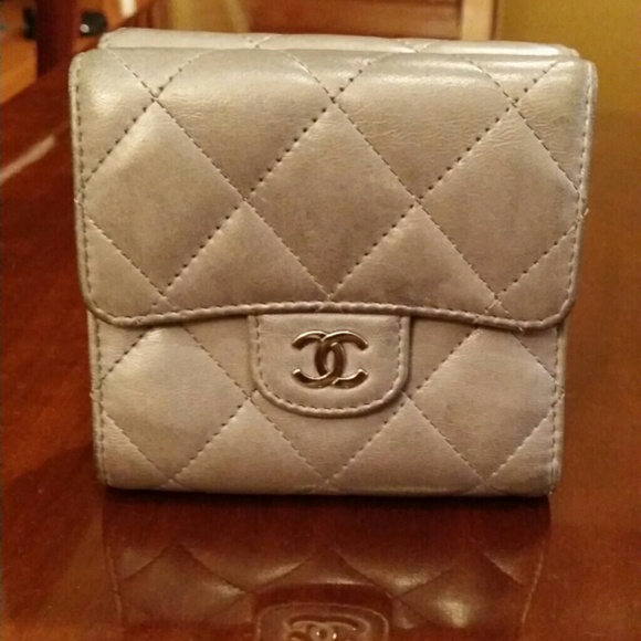 Chanel wallet - Picture 1 of 4