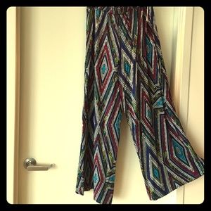 Mossimo wide leg zigzag print pant