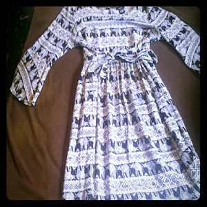 Fun elephant print (elephant sleeved dress)