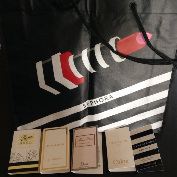 Sephora Other - Sephora Lips Tote and 5 samples!