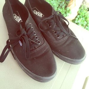 Vans black on black